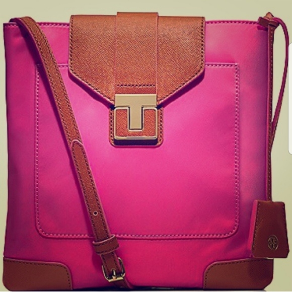 Tory Burch Handbags - Tory Burch Penn Swingpack Crossbody